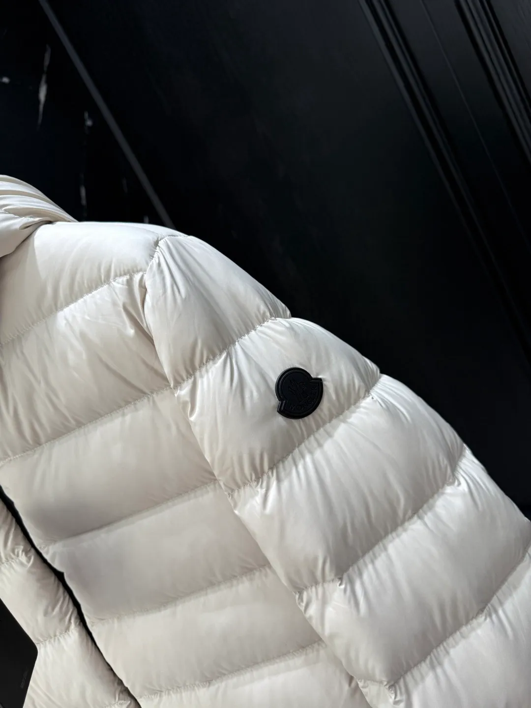 ：Y 605 💰P410 Moner 2025 Jeluz Quality ， ， 。 ， ， ， 。 ， ， ： White、Black Size:1-2-3-4-5